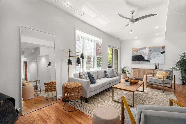1 Richdale Ave 7, Cambridge, MA 02140