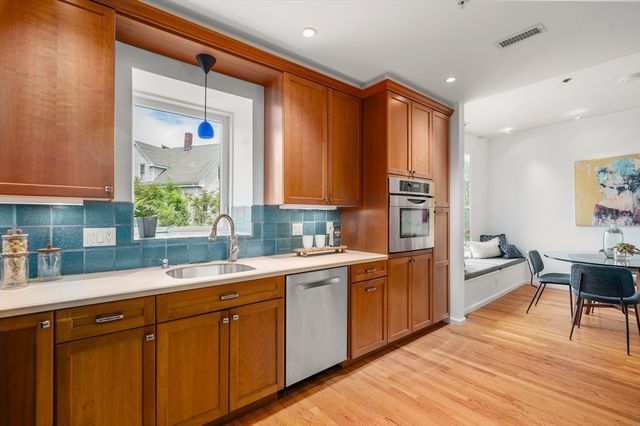 1 Richdale Ave 7, Cambridge, MA 02140
