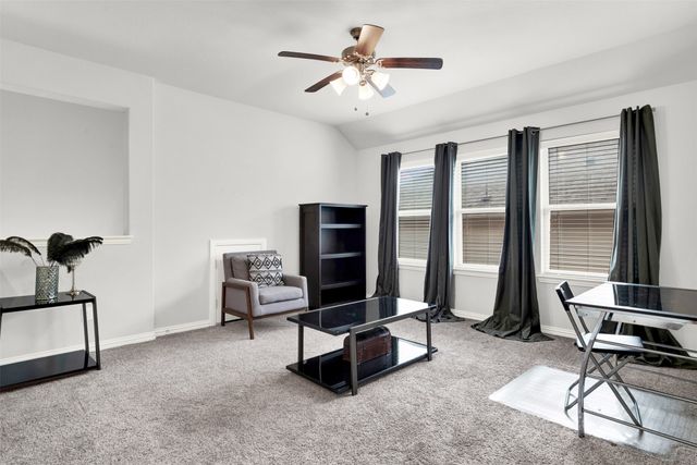 912 Summer Lane, Mckinney, TX 75071