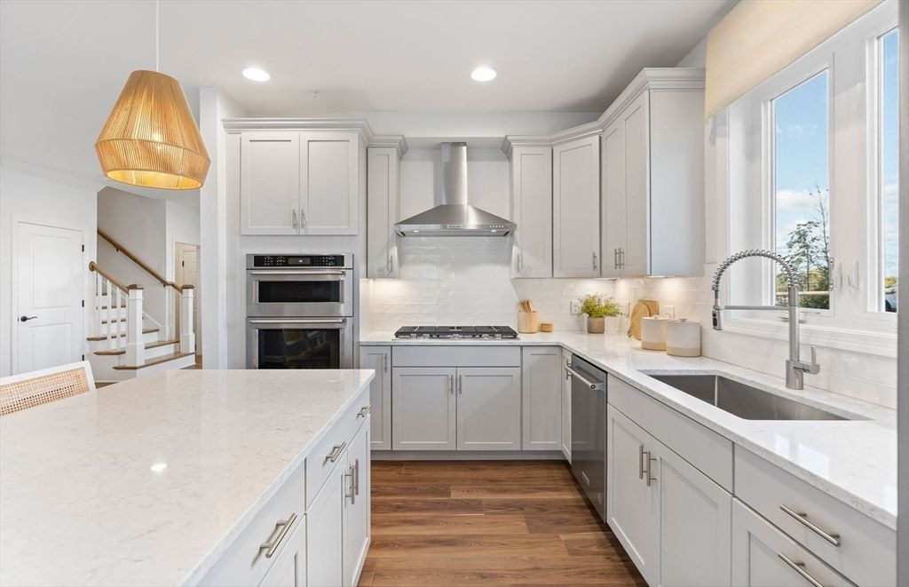 6 Mason Way 63, Woburn, MA 01801