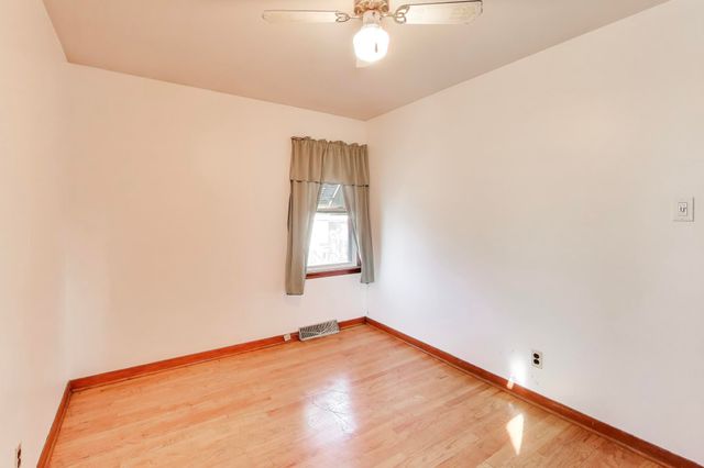 5506 Wegg Avenue, East Chicago, IN 46312