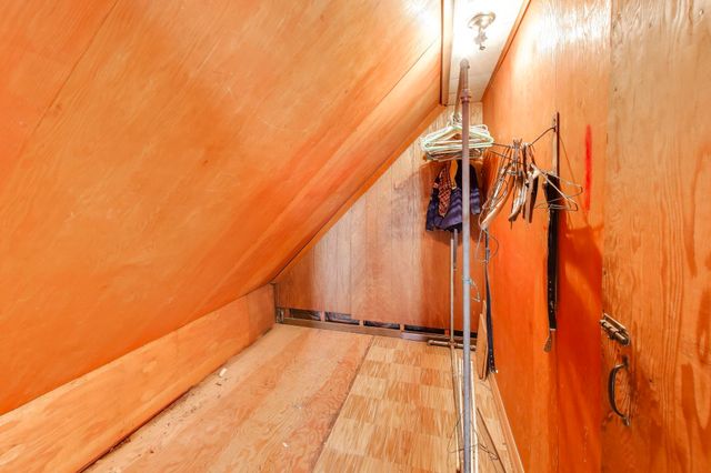 5506 Wegg Avenue, East Chicago, IN 46312