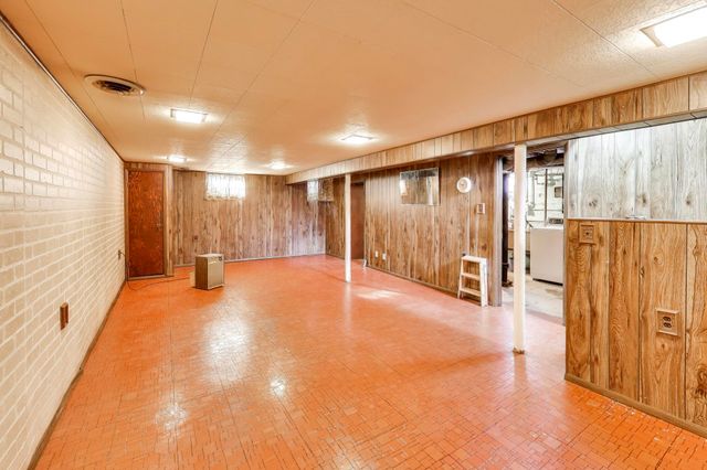 5506 Wegg Avenue, East Chicago, IN 46312