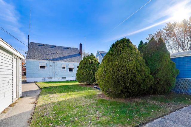 5506 Wegg Avenue, East Chicago, IN 46312