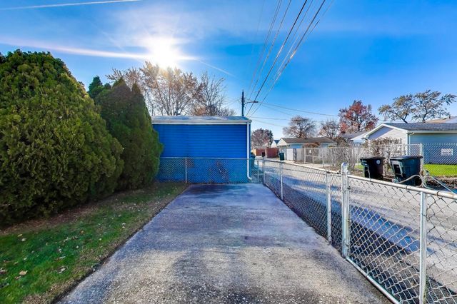 5506 Wegg Avenue, East Chicago, IN 46312