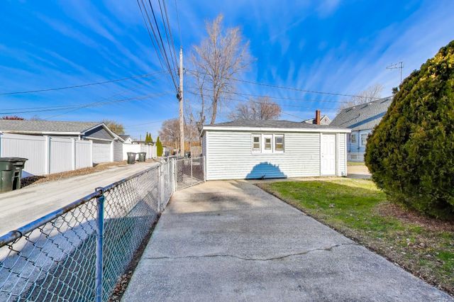 5506 Wegg Avenue, East Chicago, IN 46312