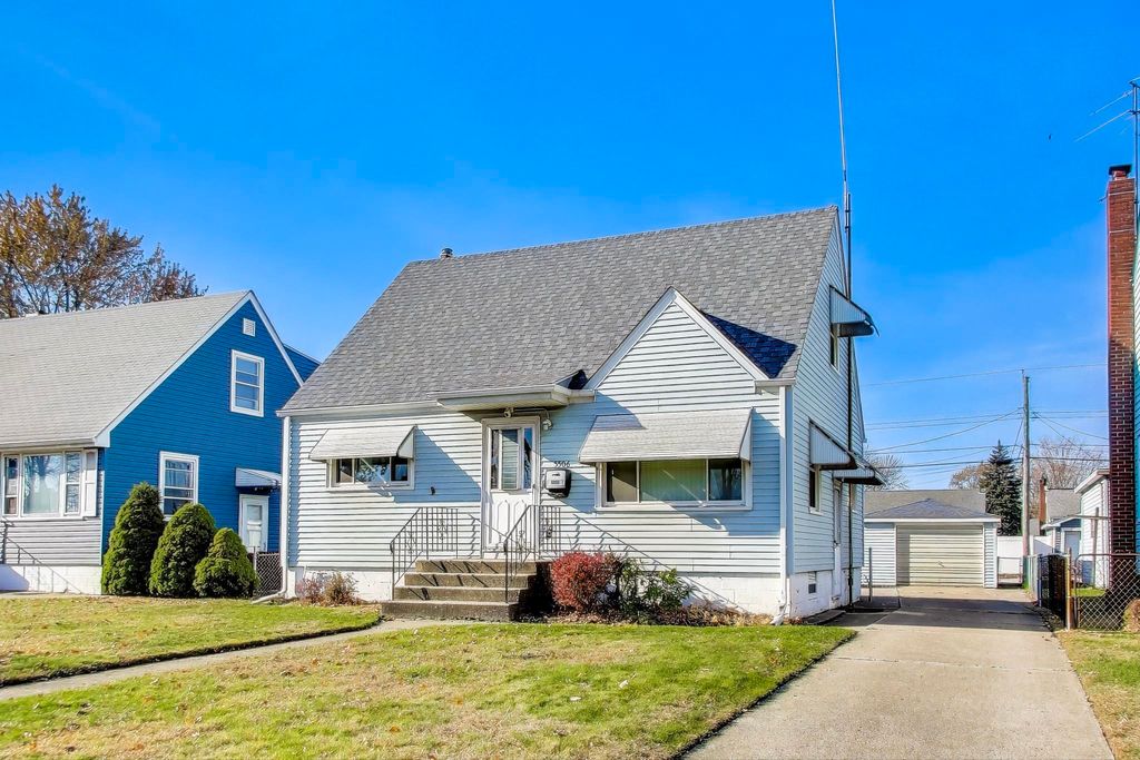 5506 Wegg Avenue, East Chicago, IN 46312