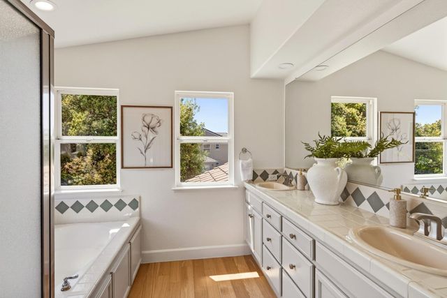 19138 Chinook Court, Morgan Hill, CA 95037