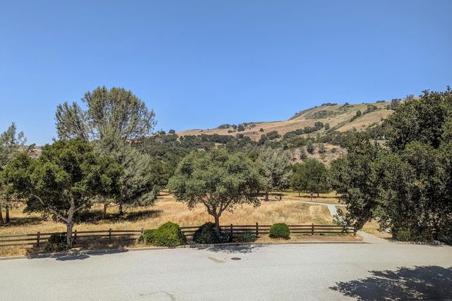 19138 Chinook Court, Morgan Hill, CA 95037
