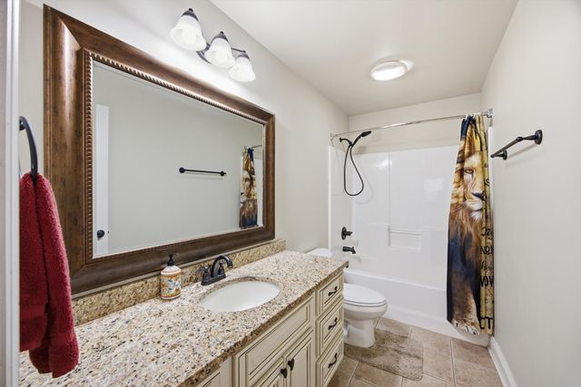 124 Fieldstone Commons, Rock Spring, GA 30739