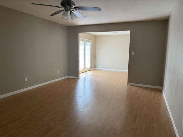 6005 Beech Drive, Montgomery, TX 77316