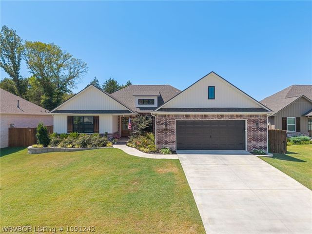 10124 Tyrrell Court, Fort Smith, AR 72916