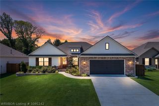 10124 Tyrrell Court, Fort Smith, AR 72916