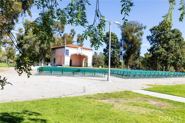 2416 E 10th, Long Beach, CA 90804