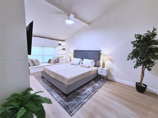 775 NE 76th St, Miami, FL 33138