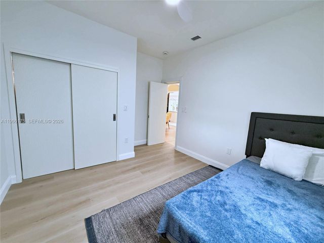 775 NE 76th St, Miami, FL 33138