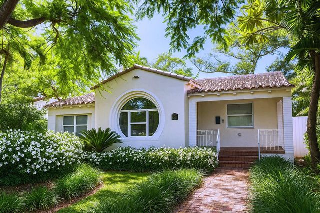 775 NE 76th St, Miami, FL 33138