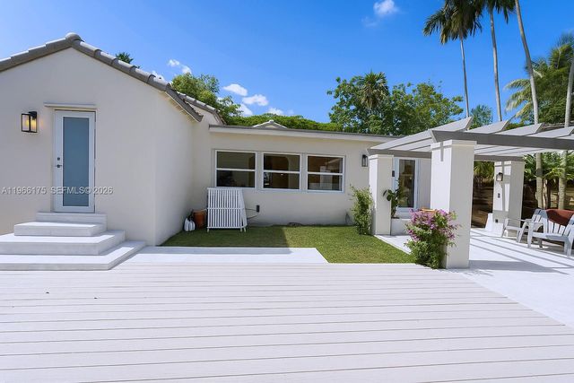 775 NE 76th St, Miami, FL 33138