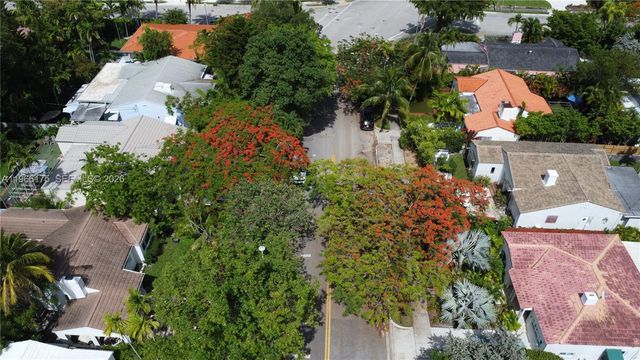 775 NE 76th St, Miami, FL 33138