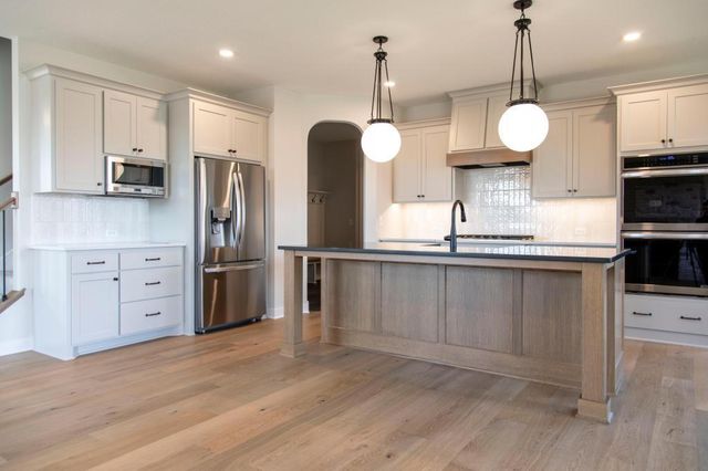 5910 Freeland Alcove N, Hugo, MN 55038