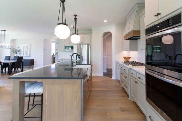 5910 Freeland Alcove N, Hugo, MN 55038