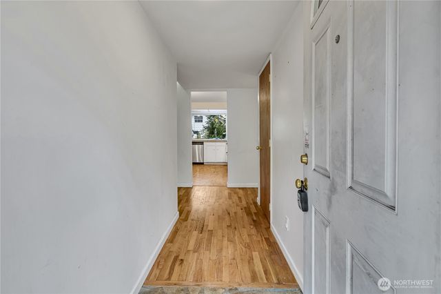16325 SE 27th Street, Bellevue, WA 98008