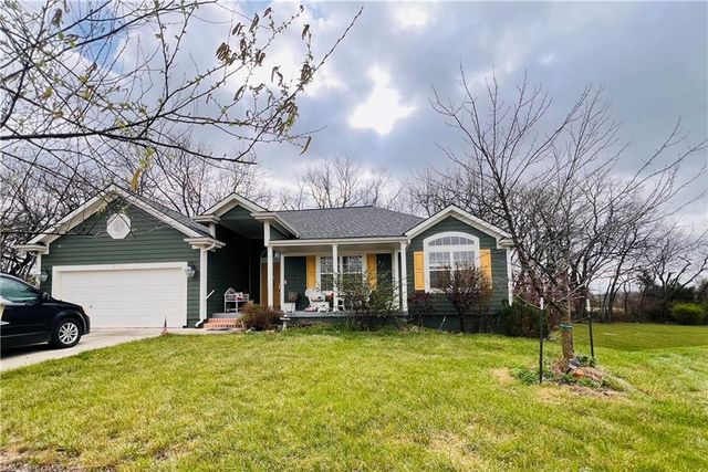 3103 Steel Wheel Drive, Harrisonville, MO 64701