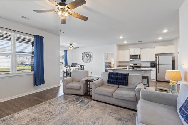 3923 Nandina Ct., Conway, SC 29526