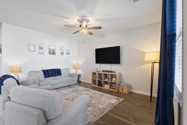 3923 Nandina Ct., Conway, SC 29526