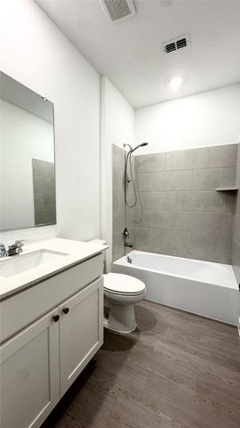 113 Loving Trail, Justin, TX 76247