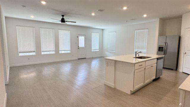 113 Loving Trail, Justin, TX 76247