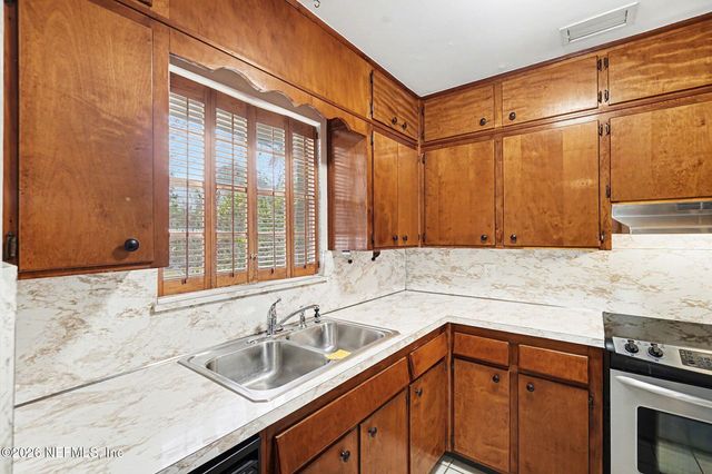 1028 LEGAY Avenue, Jacksonville, FL 32205