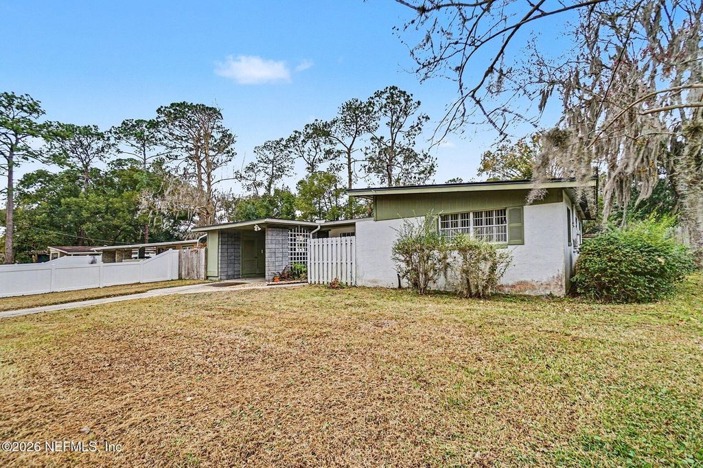 1028 LEGAY Avenue, Jacksonville, FL 32205