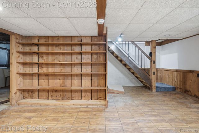 3895 Old Creek Road, Troy, MI 48084