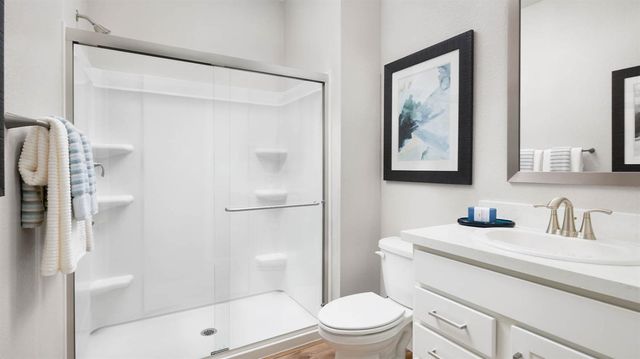 7963 Riverflow Way, Sacramento, CA 95832