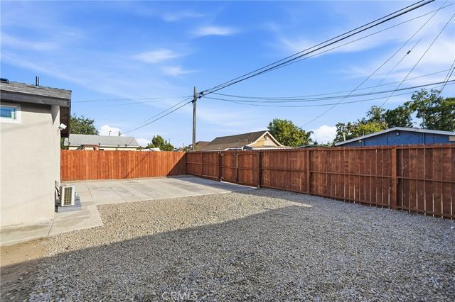 570 E 9th, Pomona, CA 91766