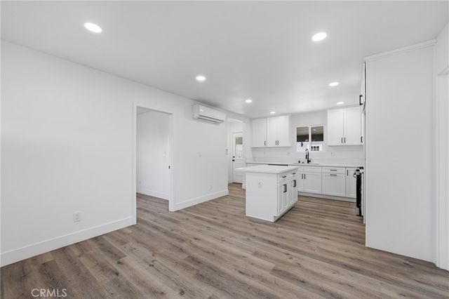 570 E 9th, Pomona, CA 91766