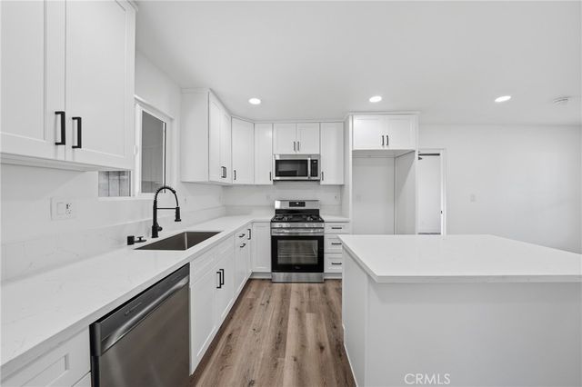 570 E 9th, Pomona, CA 91766