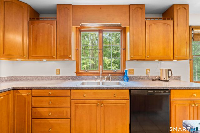43 Robinhood Drive, Ledyard, CT 06335
