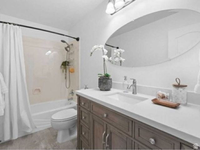 11417 S JORDAN FARMS RD, South Jordan, UT 84095