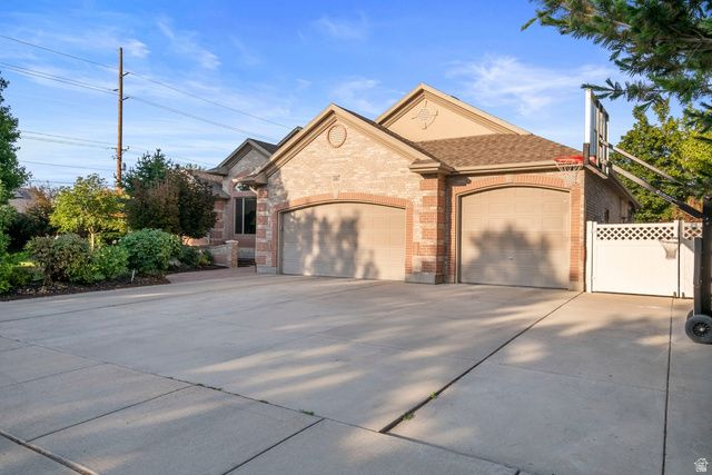 11417 S JORDAN FARMS RD, South Jordan, UT 84095