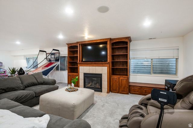 11417 S JORDAN FARMS RD, South Jordan, UT 84095