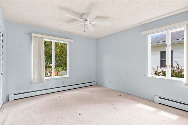 24 Pinecliff Drive, Rochester, NY 14609