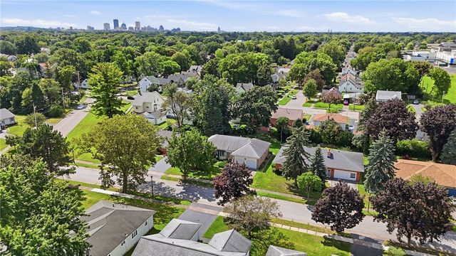 24 Pinecliff Drive, Rochester, NY 14609