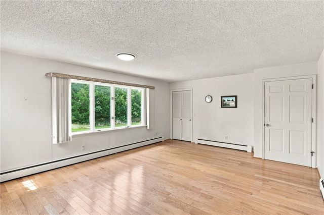 24 Pinecliff Drive, Rochester, NY 14609