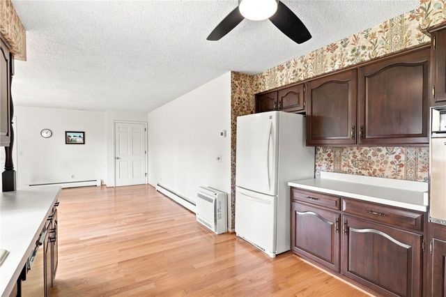 24 Pinecliff Drive, Rochester, NY 14609