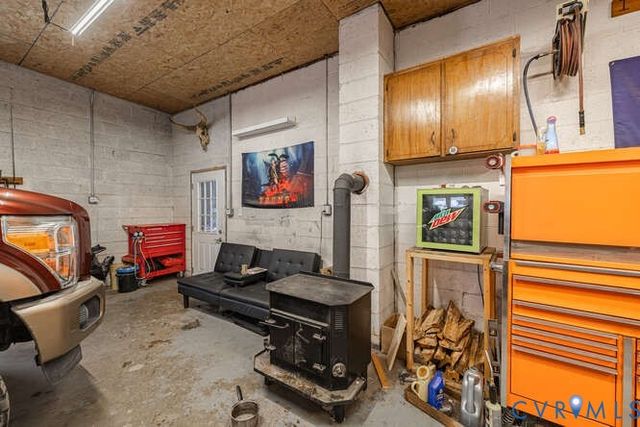 11623 Cox Rd, Church Road, VA 23833