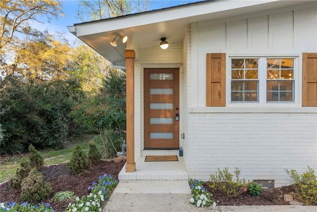 2771 Sherwood Road SE, Smyrna, GA 30082