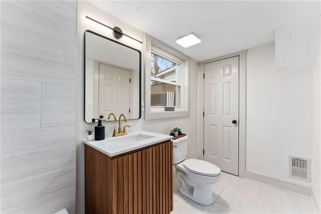 2771 Sherwood Road SE, Smyrna, GA 30082