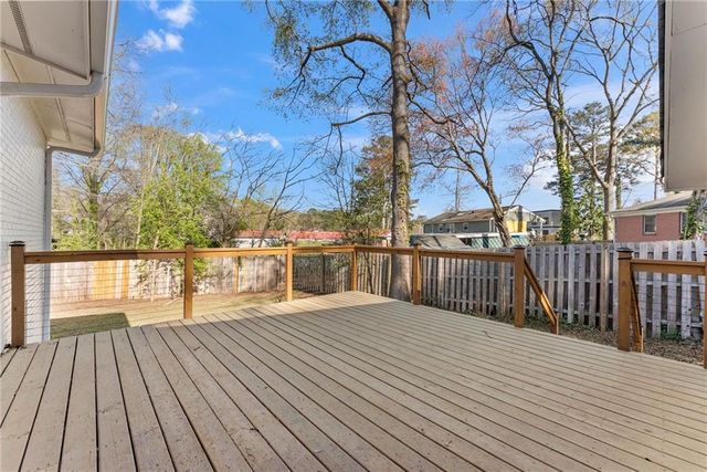 2771 Sherwood Road SE, Smyrna, GA 30082